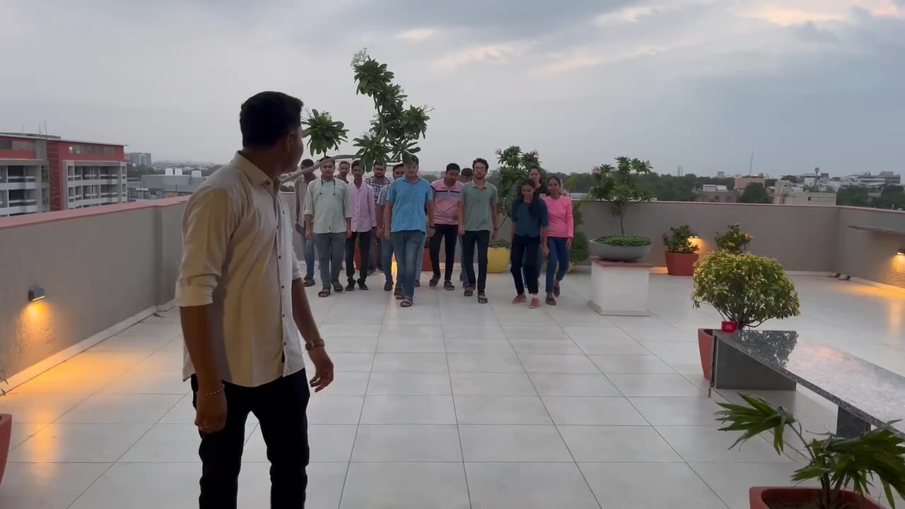 https://media.hyvikk.com/2025/07/ezgif-frame-002-1.jpg